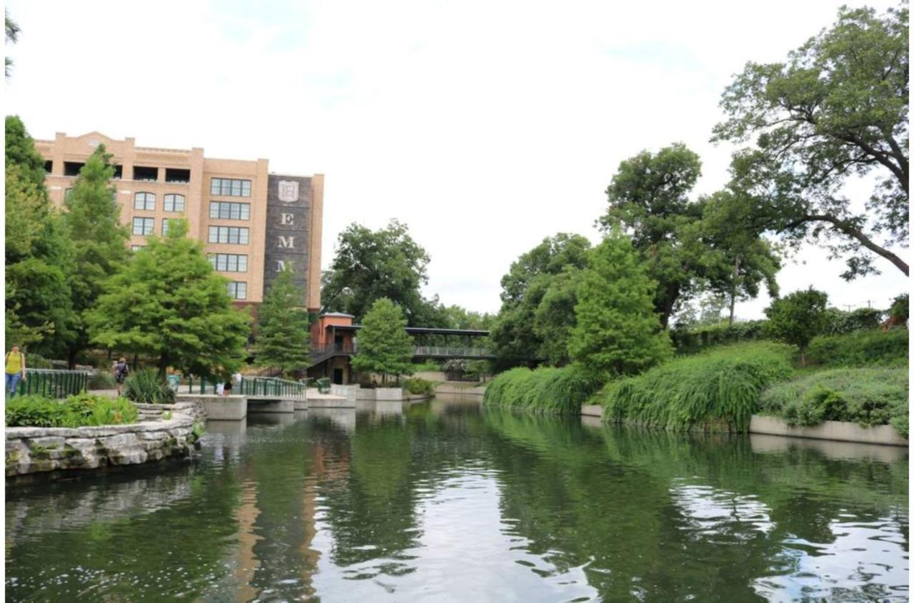 Adorable 2Br Guesthouse Close To Riverwalk And Dt San Antonio Habitación foto